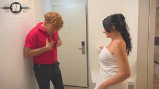 花痴继母 Stella Osorio 操她的继子 Nick Jowel！